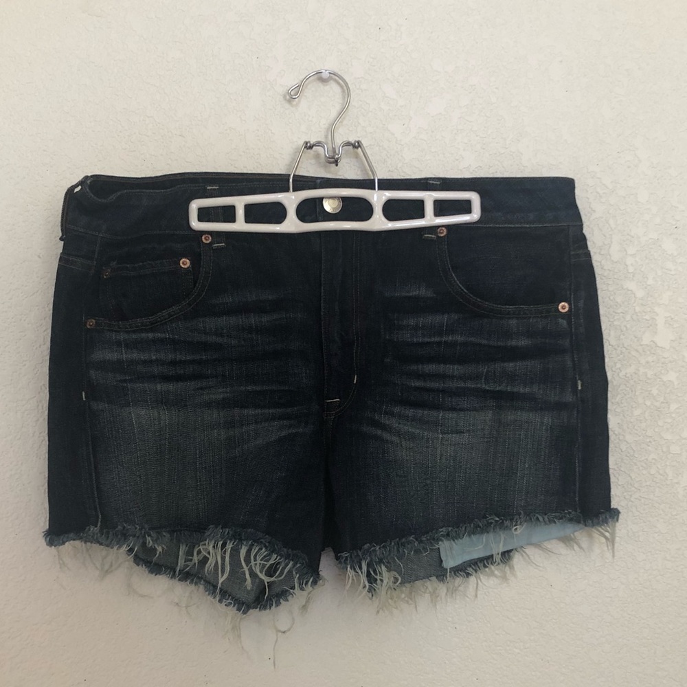 American Eagle cut off denim shorts